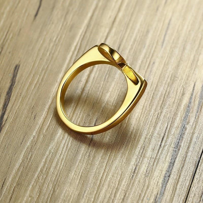 Ring symbol of life
